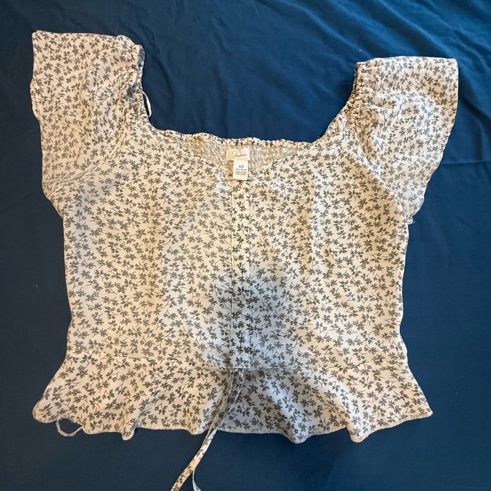 Floral Square-Neck White Crop Top with Green Print
